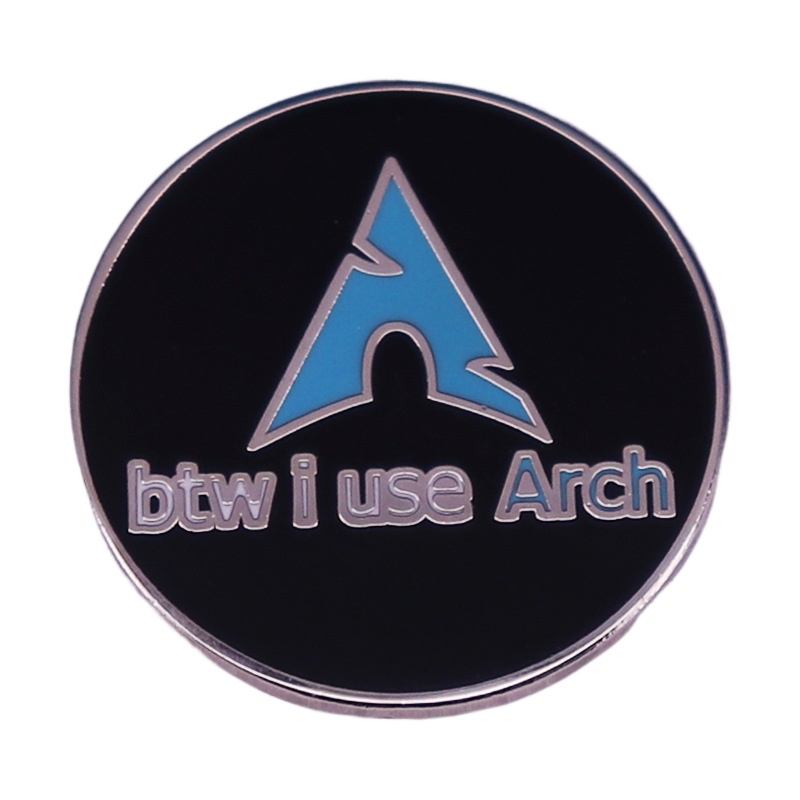 Tech Accessories Gifts - 1 pz. Spilla smaltata con scritta