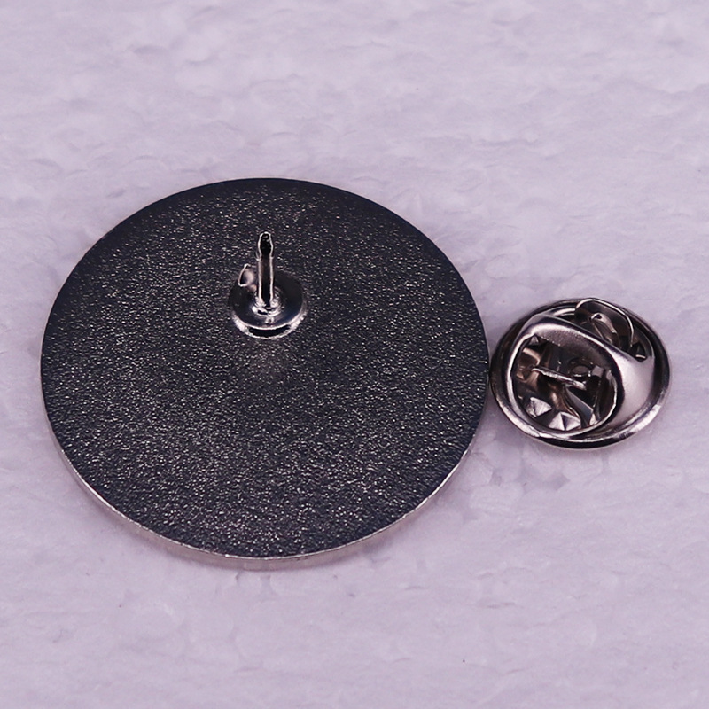 1 pz. Spilla smaltata con scri - Tech Accessories Gifts recensione e prezzo