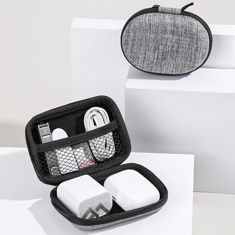 Organizzatore di cavi da viagg - Tech Accessories Travel Bag recensione e prezzo