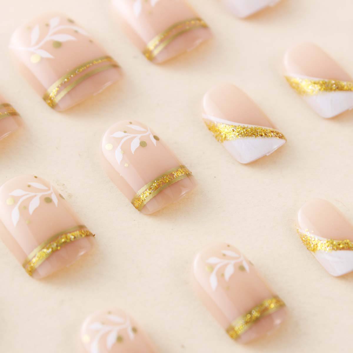 Unghie Finte Corte Quadrate Nu - Nail Tech Accessories recensione e prezzo