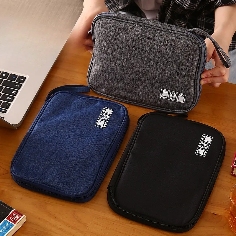 Borsa portaoggetti multifunzio - Tech Accessories Travel Bag recensione e prezzo