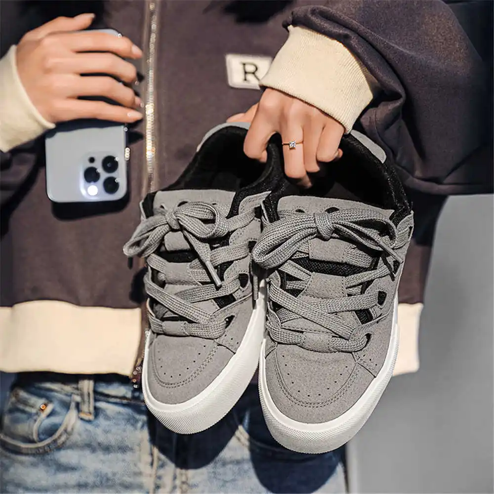 Con allacciatura Scarpe da scu - Tech Accessories Uk recensione e prezzo